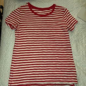 old navy t-shirt